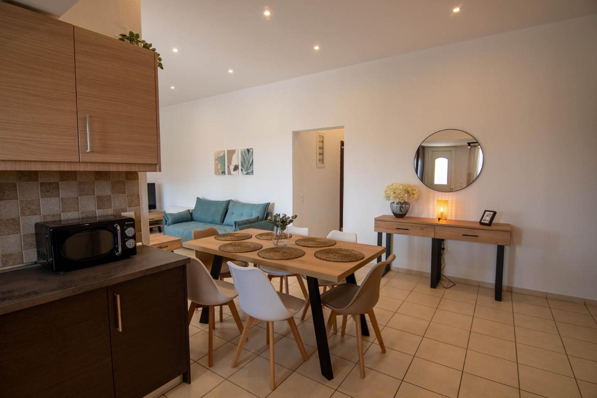 Uranya Ferienhaus Skiathos-Stadt