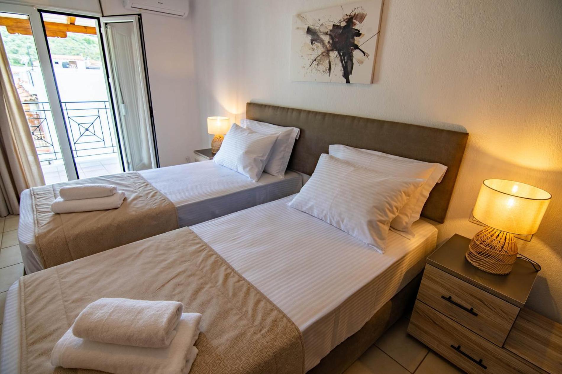Uranya Ferienhaus Skiathos-Stadt